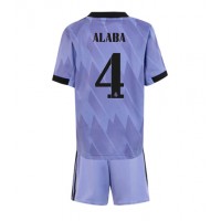 Real Madrid David Alaba #4 Udebanesæt Børn 2022-23 Kortærmet (+ Korte bukser)